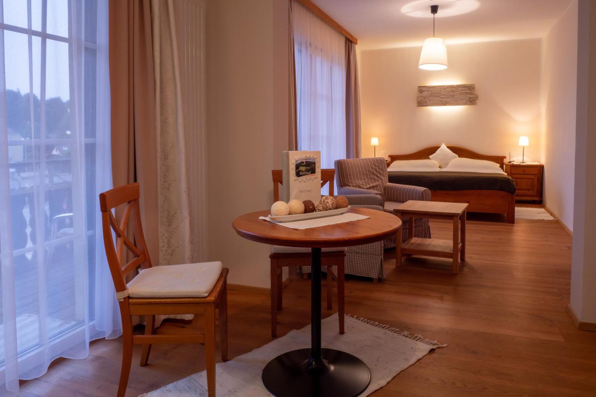 Krumbacherhof Otel Krumbach  Dış mekan fotoğraf